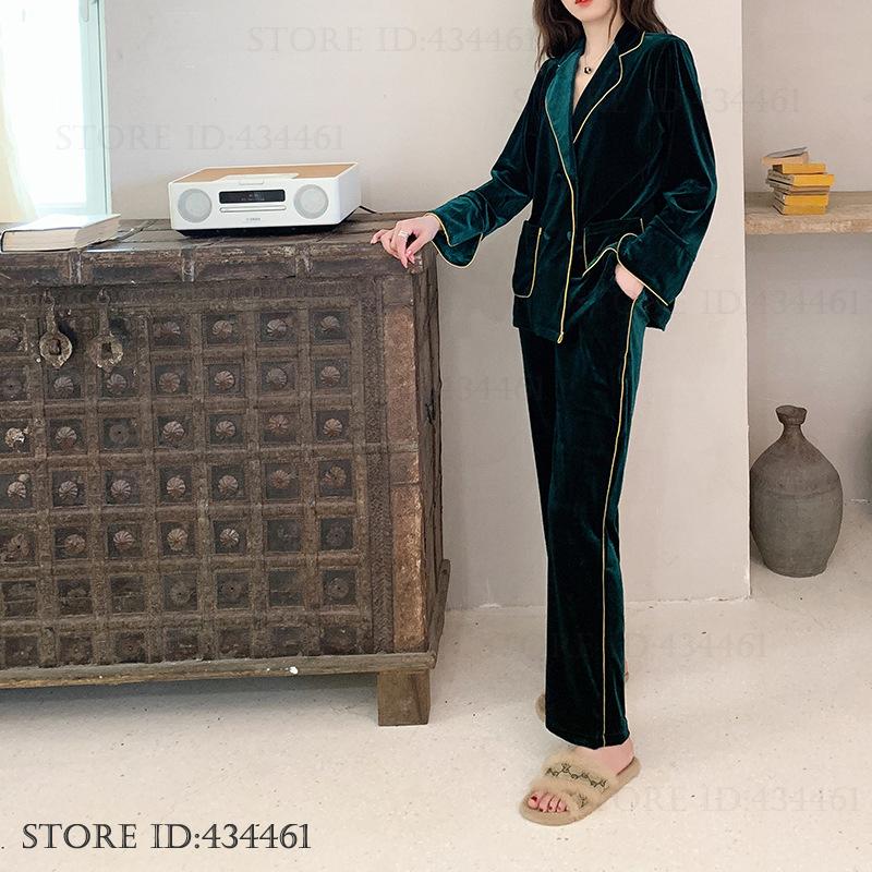 بيجامة مخملية نسائية عصرية للخ - مراجعة Winter Clothing Trends For Women وسعره